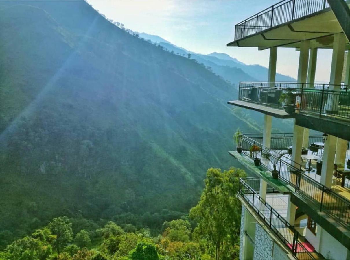 Hotel Ella Mount Heaven Exteriér fotografie